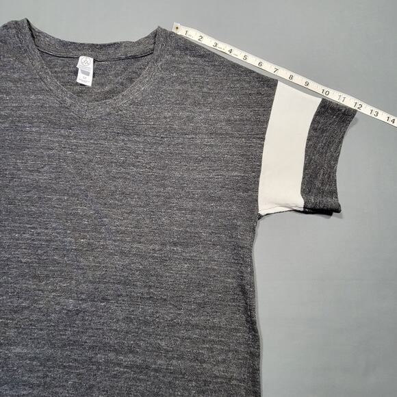 Alternative Earth Gray Heather Shirt Sporty V-Neck Short Sleeves Women's Medium - Picture 8 of 10